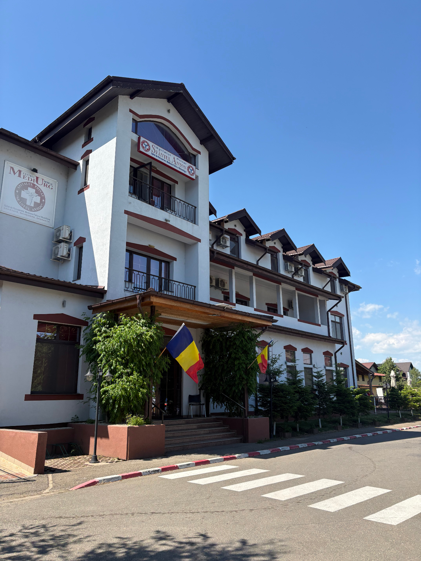 Spitalul Sfântul Anton in Păcureți, Romania